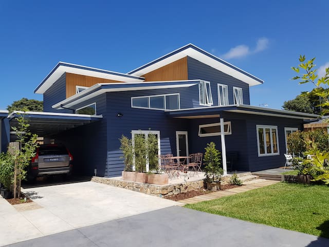 Zeally Bay Stay “Deep Ocean”