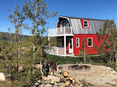 Glacier Lookout, New Villa near Glacier Park