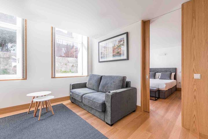 Downtown Alley Design Penthouse gallery image 5