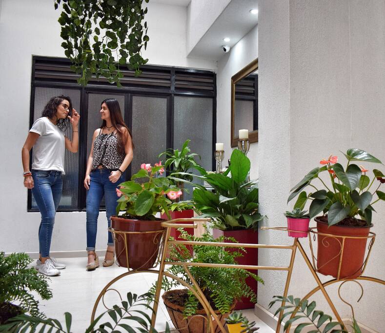 Areas of common use illuminated with natural light