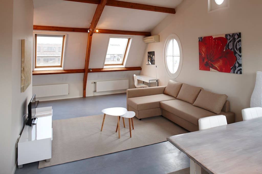 Nice and bright room