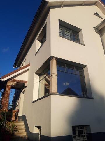 Grande maison, 5 chambres, 200m du métro gallery image 3