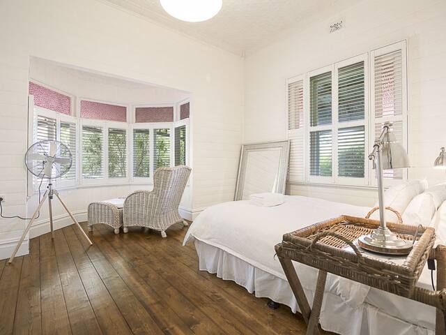 Healesville Country House gallery image 2