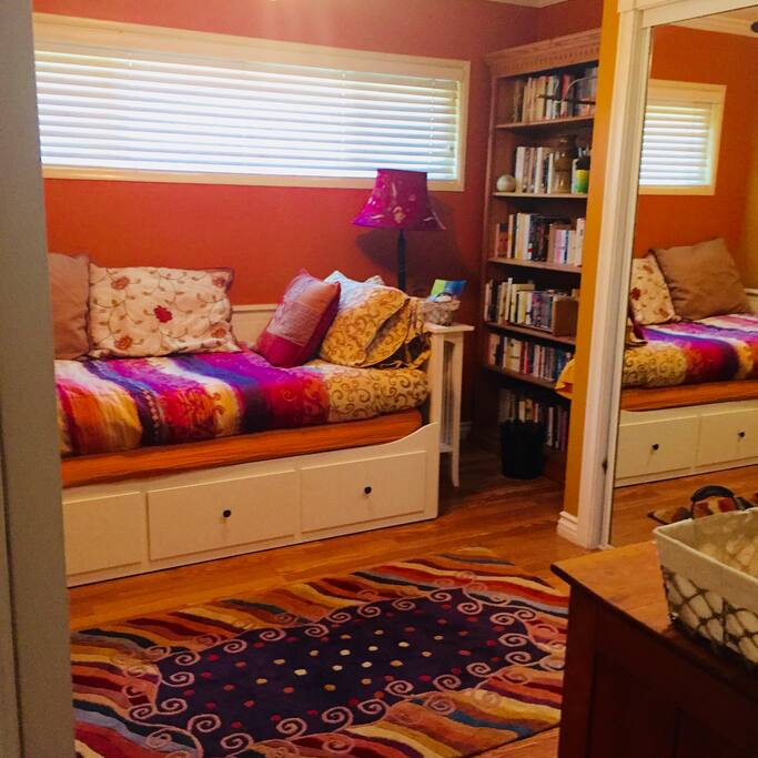 Twin size bed