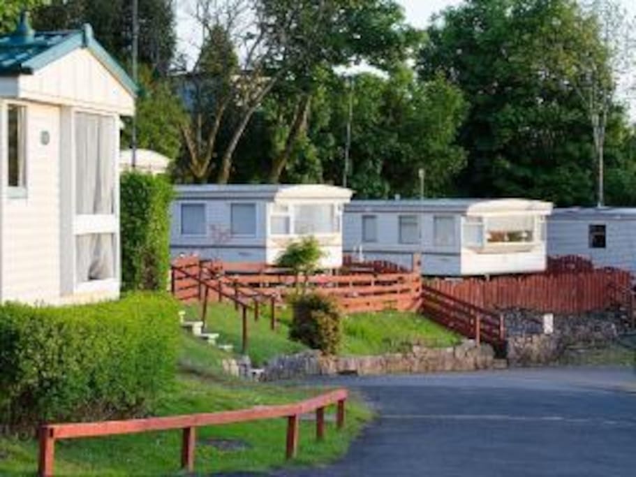 A very tidy and well maintained campsite. Strict speed limits and very safe for animals and children to wander around