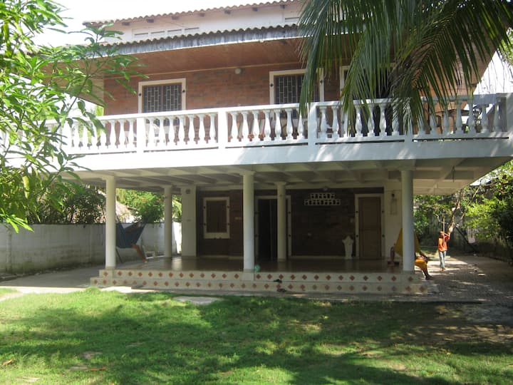 Tolú Hütte für 10 Personen 100m Strand - Airbnb