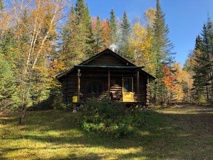 Rustic cottage in the heart of Laurentians Chalets for Rent in L'Ascension, Quebec, Canada