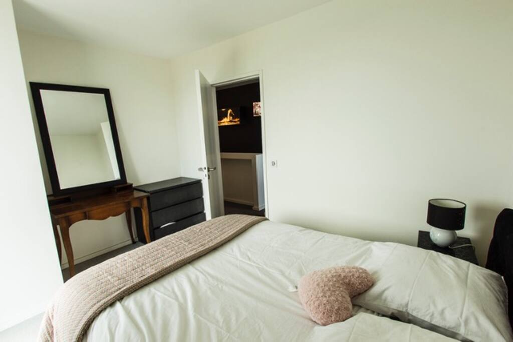 Chambre avec terrasse vue parc