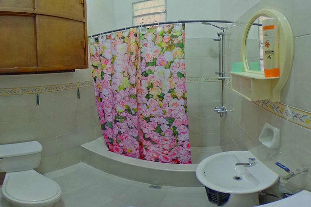 Baño Compartido.