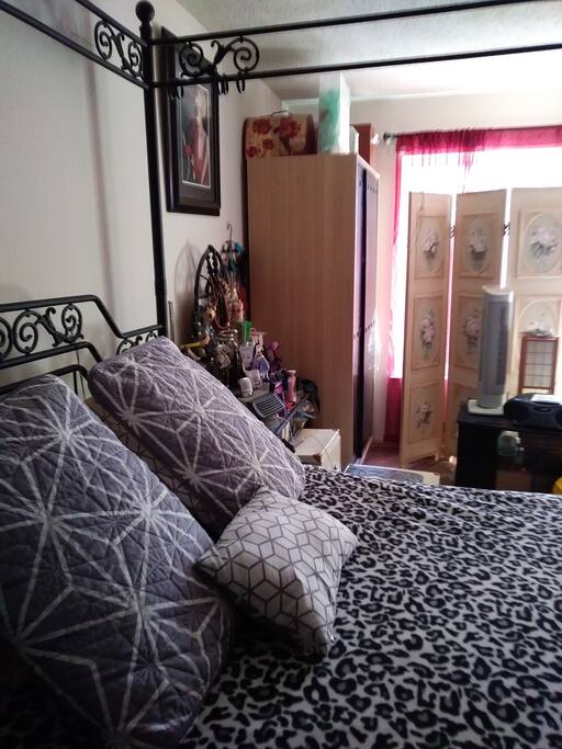 Cozy bedroom