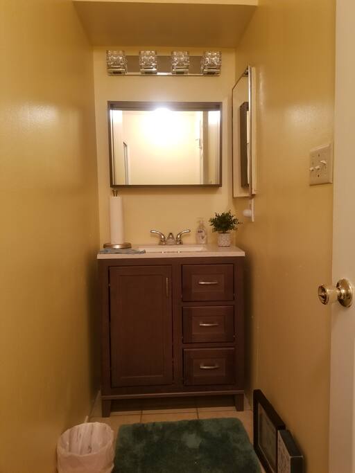 Full bath, 4th Level_1