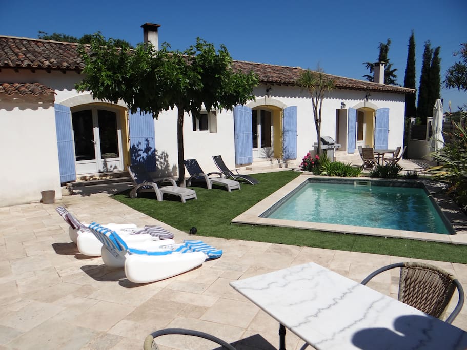 Jardin , bbq , piscine
