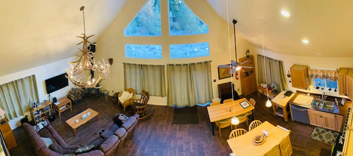 Falls Creek Lodge - Mountain Retreat @San Gorgonio - Oak Tree Mountain, Oak Glen
