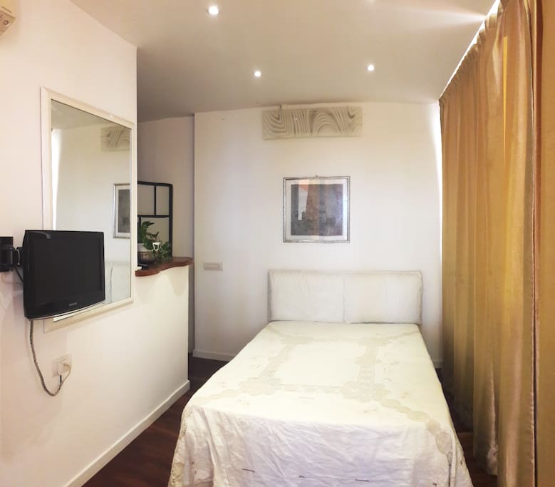 Camera da letto / Bedroom