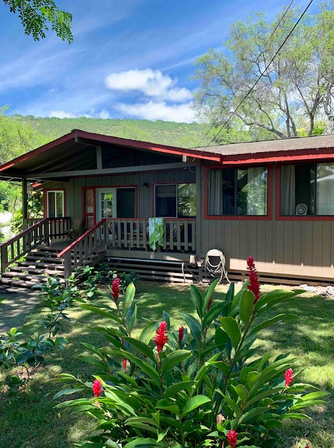 Red Ginger Cottage and Magical Kealakekua Bay!