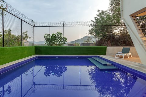 8BHK Luxurious villa in Lonavala by Villalo