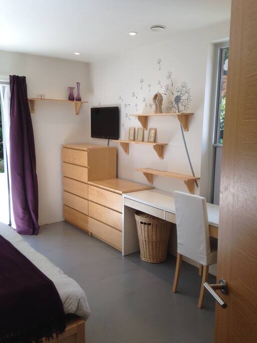 Smart TV and plenty of storage