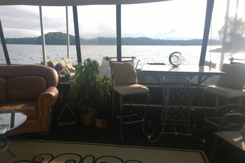 lake lanier luxury houseboat - boats for rent in buford