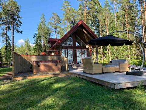 Summer cottage 20 meters from Siljan + Jacuzzi