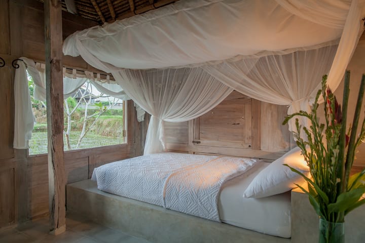Single bed in the 2nd bedroom overlooks to rice fields 