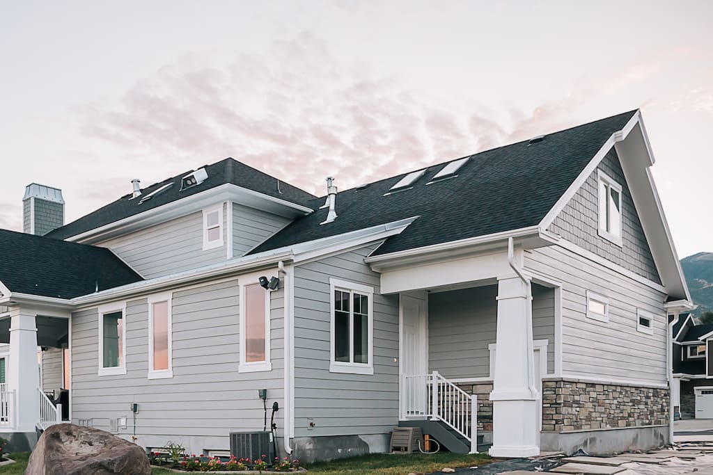 New Mother in Law Apt \u0026 Garage Guest suites for Rent in Draper, Utah, United States New Mother in Law Apt \u0026 Garage Guest suites for Rent in Draper, Utah, United States