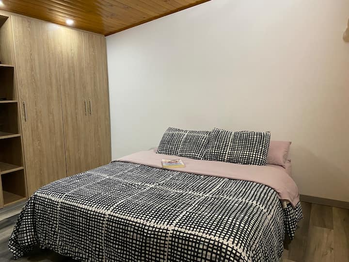 غرفة النوم 1