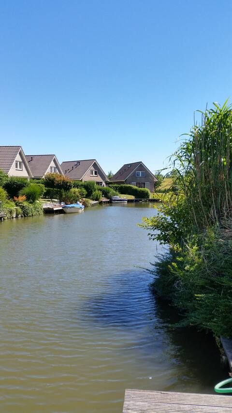 Vliet Huis.