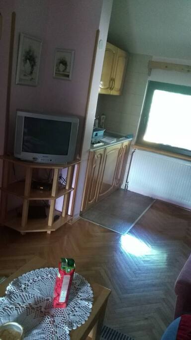 TV