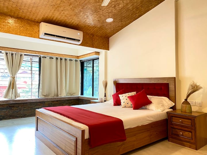 Bedroom 1: Cottage-inspired luxury room