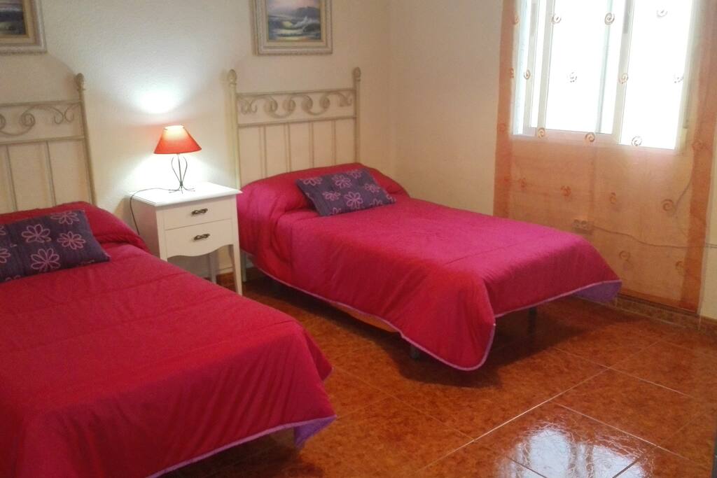 DORMITORIO ROSA