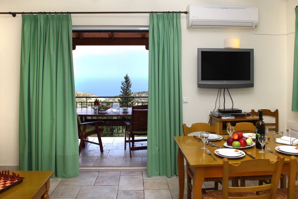 Big apartment-View to terrace