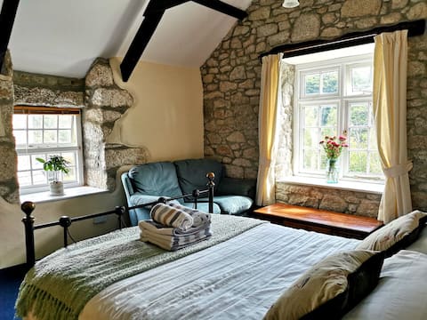 Stable block apartment