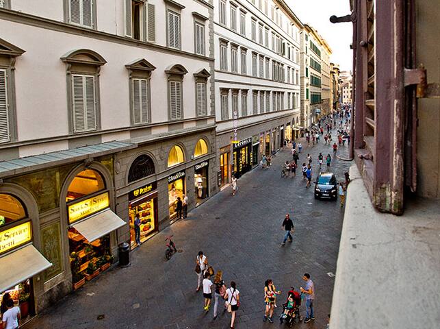 Firenze Rentals Suite Art, zona Duomo gallery image 5