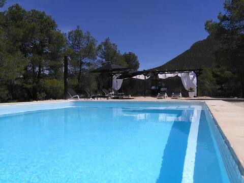 Luxury 12 pers. apartment in the middle of nature!