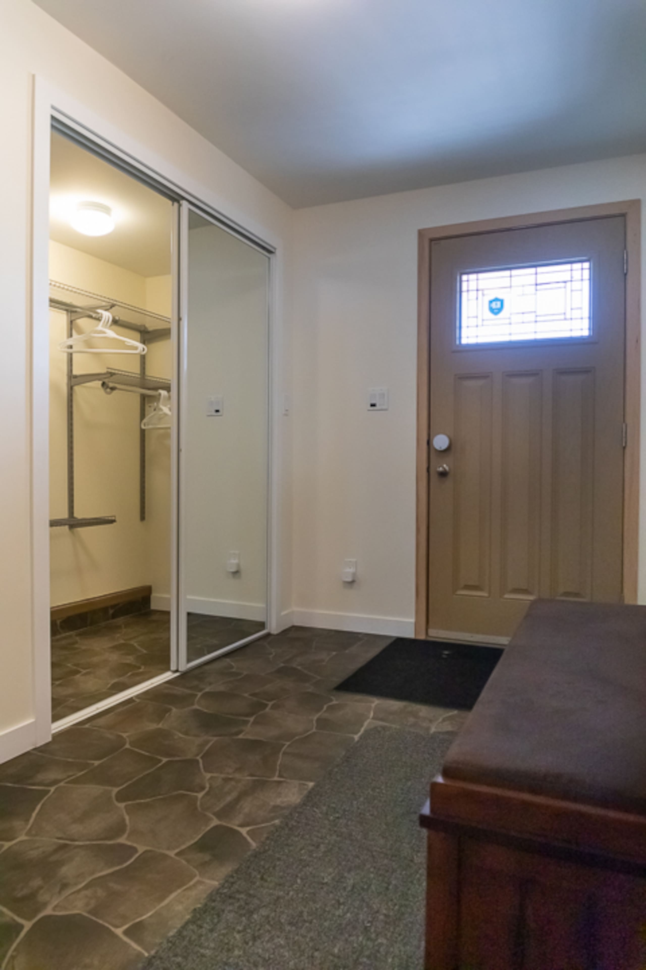 The Burrow - cozy 1 bedroom studio - Photo 9