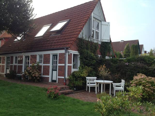 Download Kuestenbauernhaus wohnzimmer For iPhone Free