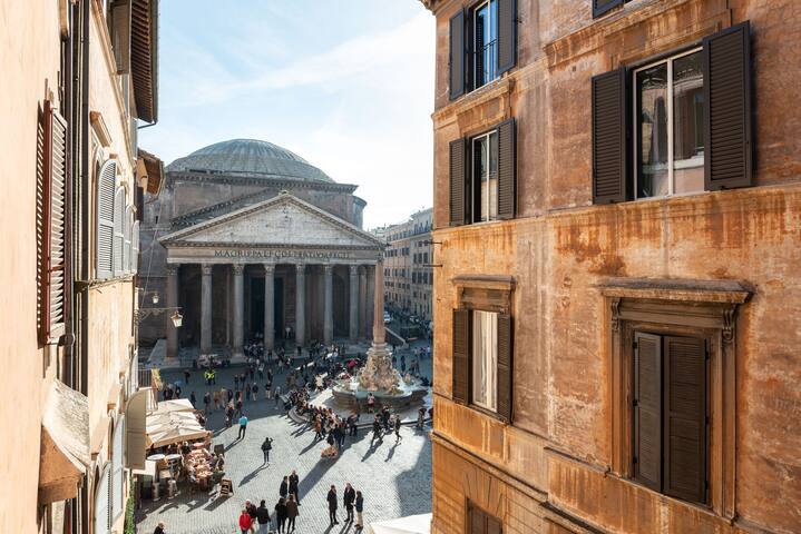 Restored Apartment- Stunning Pantheon View gallery image 2