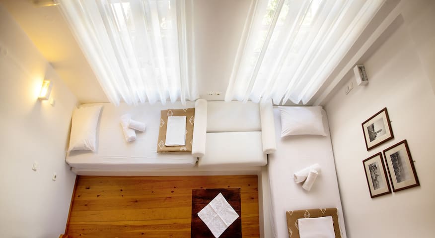 Ontas | Venetian venue in old town