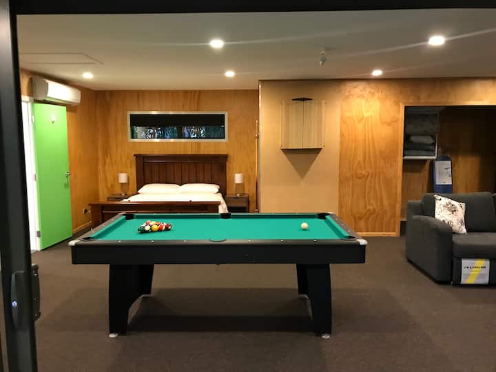The Enclave- Country Living In The City ! - New Plymouth