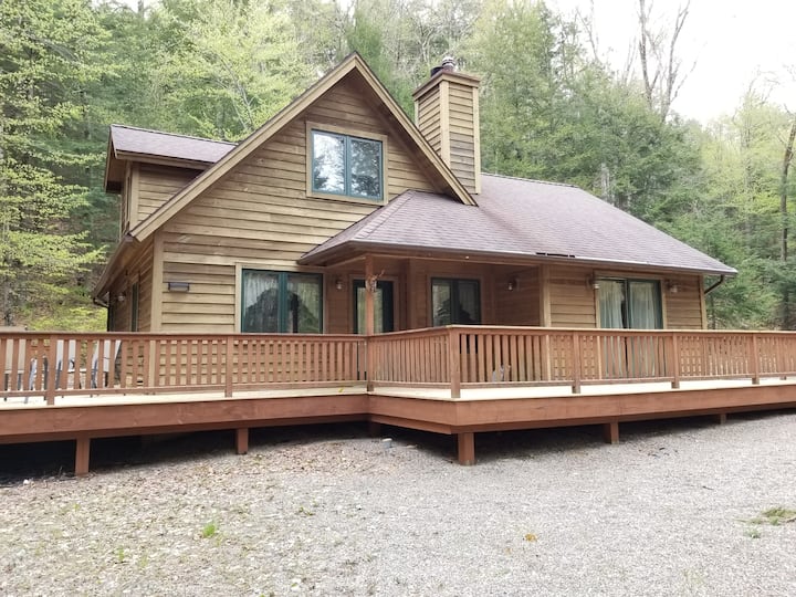 Top 5 Cabin Rentals In Bolton Landing, New York Updated 2024 Trip101