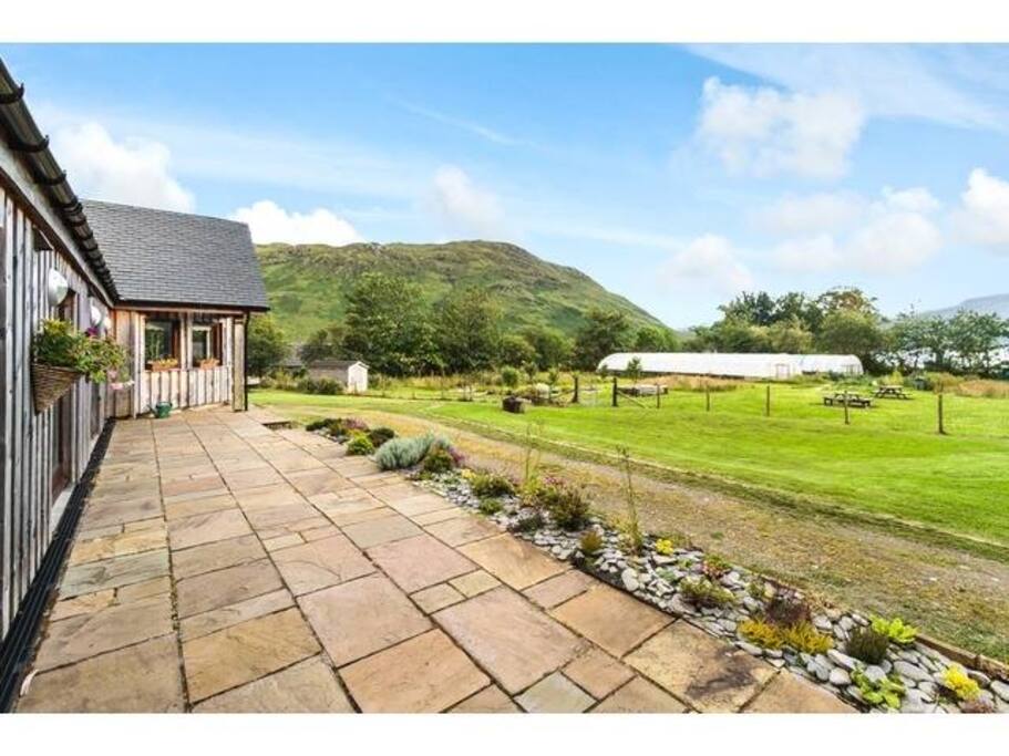 Knoydart Lodge Patio