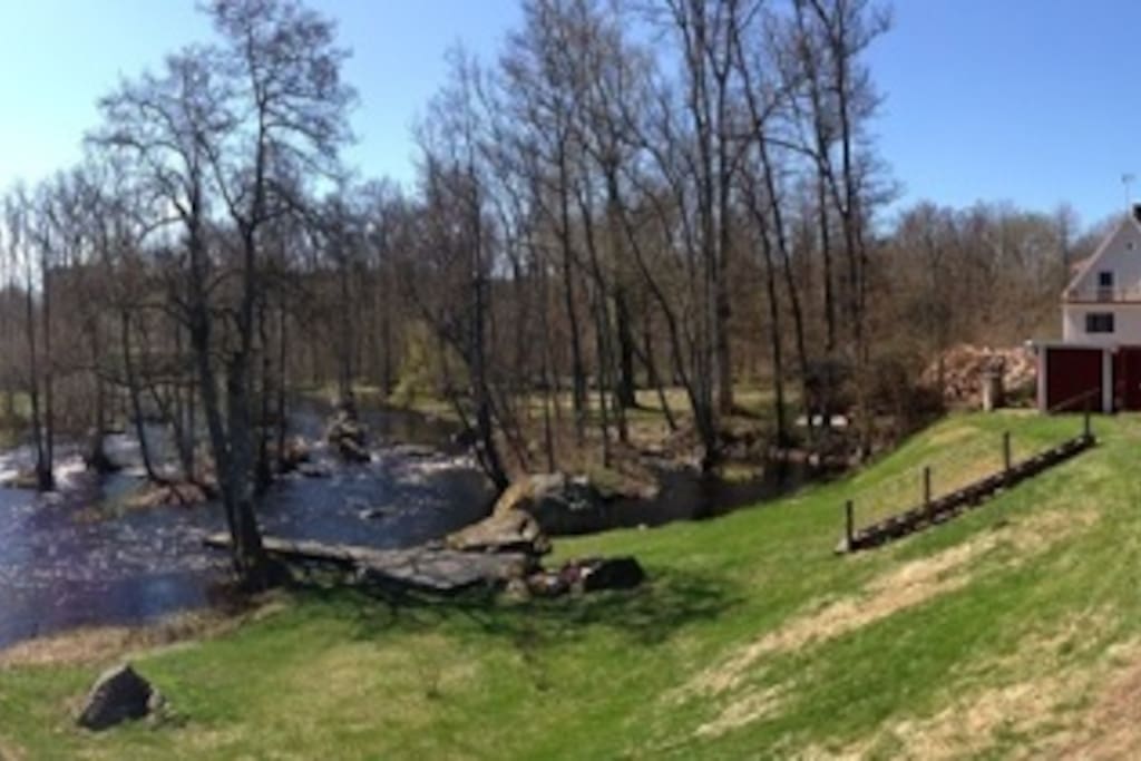 Der Garten mit dem Fluss