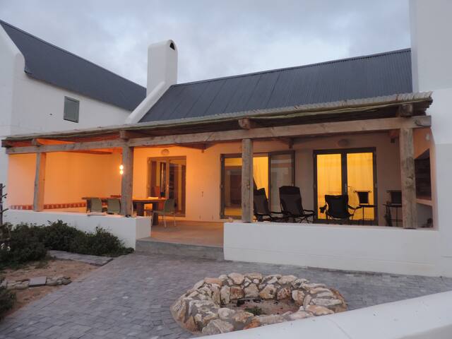 Strandloper 20, Jacobsbaai 4 Bedrooms, 2 Bathrooms, House in Jacobs Bay,  South Africa