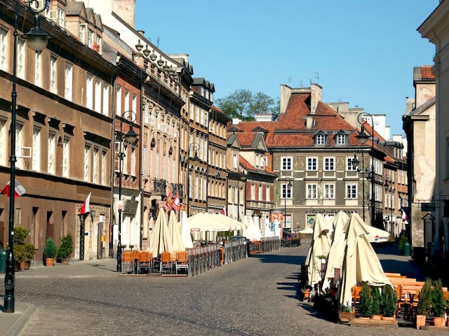 Old Town - The Best Place for Tourists in Warsaw