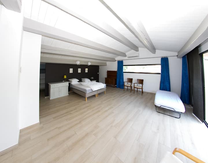 საძინებელი 4