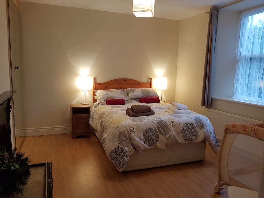 Bedroom 2 (Downstairs)