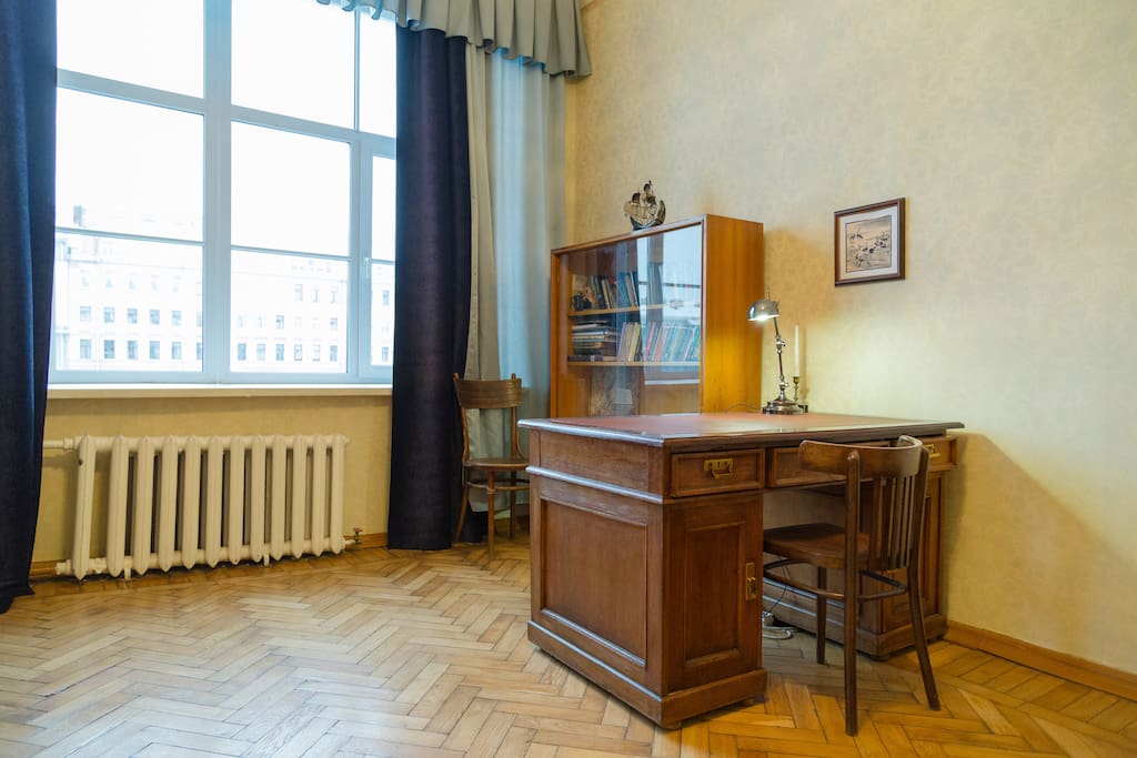 living room with antique floor and 1940-60ies furniture