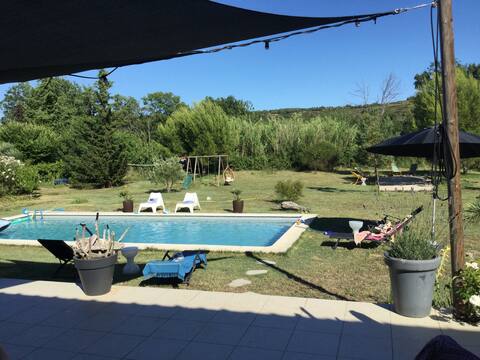 Large contemporary villa facing nature