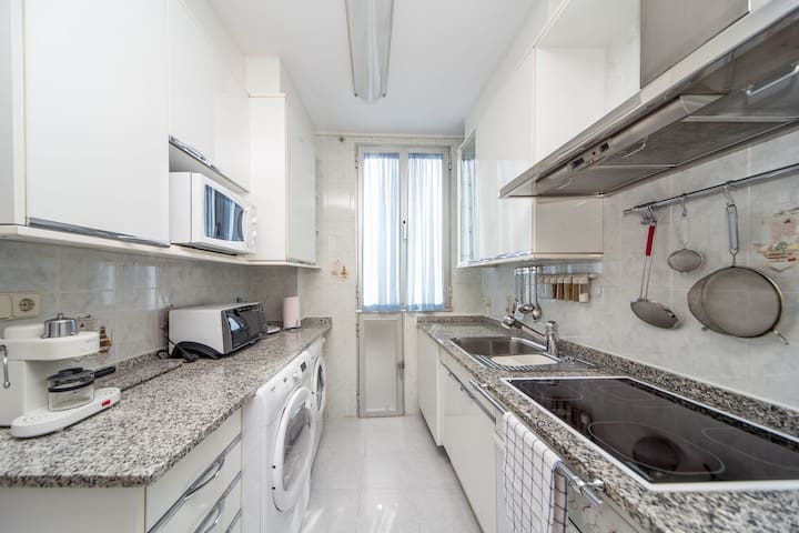 3 Bdr PH, Best Views, Madrid Center gallery image 3