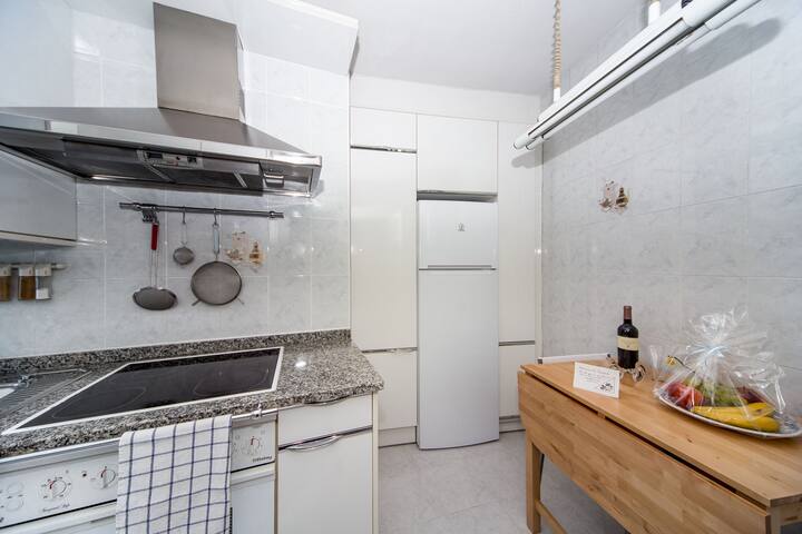 3 Bdr PH, Best Views, Madrid Center gallery image 4